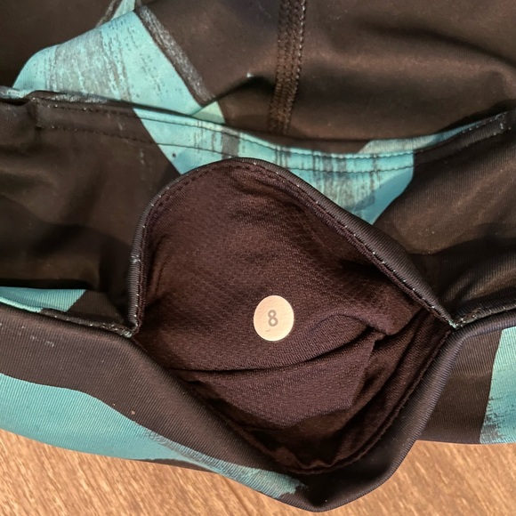 SOLD Top Speed Leggings Mid Rise Front Zip Pockets Aqua/Black Size 8 - Picture 2 of 4